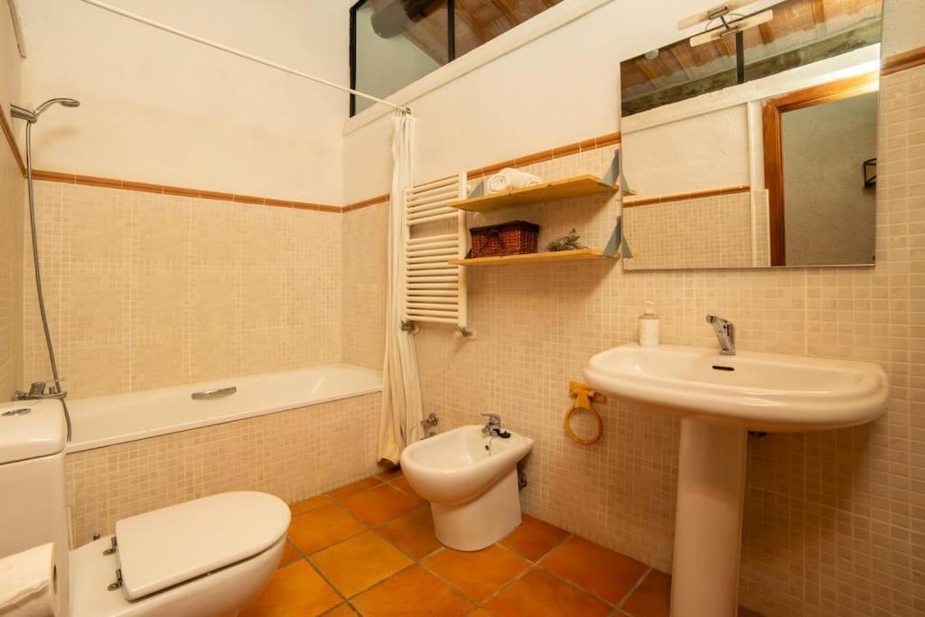 Masia Can Castellar Sant Iscle De Vallalta Екстериор снимка