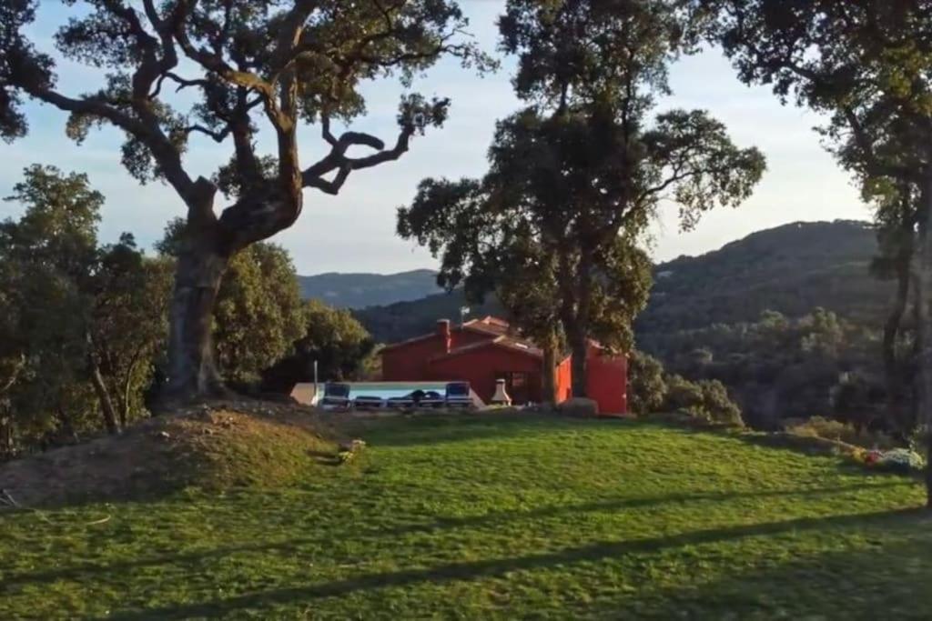 Masia Can Castellar Sant Iscle De Vallalta Екстериор снимка